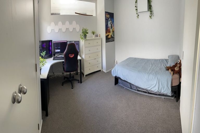 Photo of property in 4 Towra Place, Botany Downs, Auckland, 2010