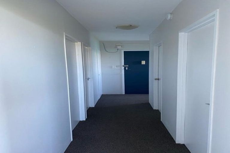 Photo of property in Grafon Court Flats, 53u5 Grafton Road, Roseneath, Wellington, 6011
