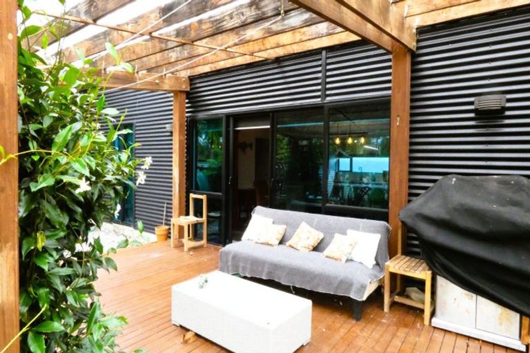 Photo of property in 1a Menzies Street, Westport, 7825