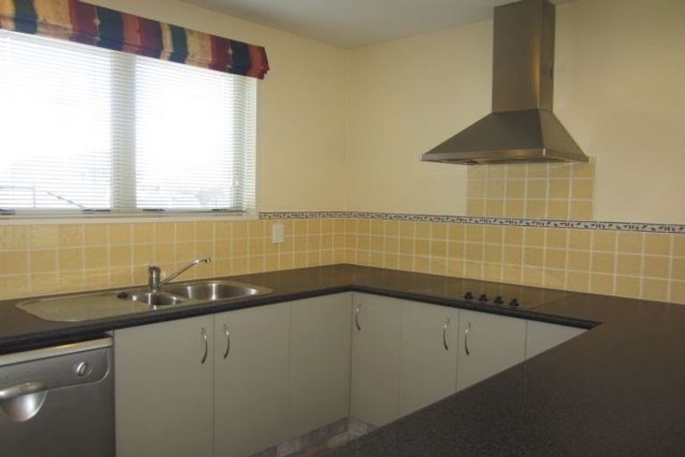 Photo of property in 41 Seymour Street, Hornby, Christchurch, 8042