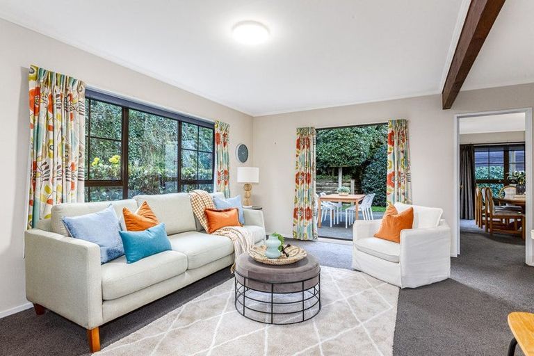 Photo of property in 31 Burbank Crescent, Churton Park, Wellington, 6037