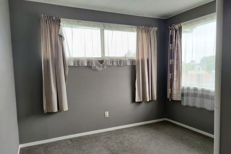 Photo of property in 24 Kivell Close, Mangere East, Auckland, 2024