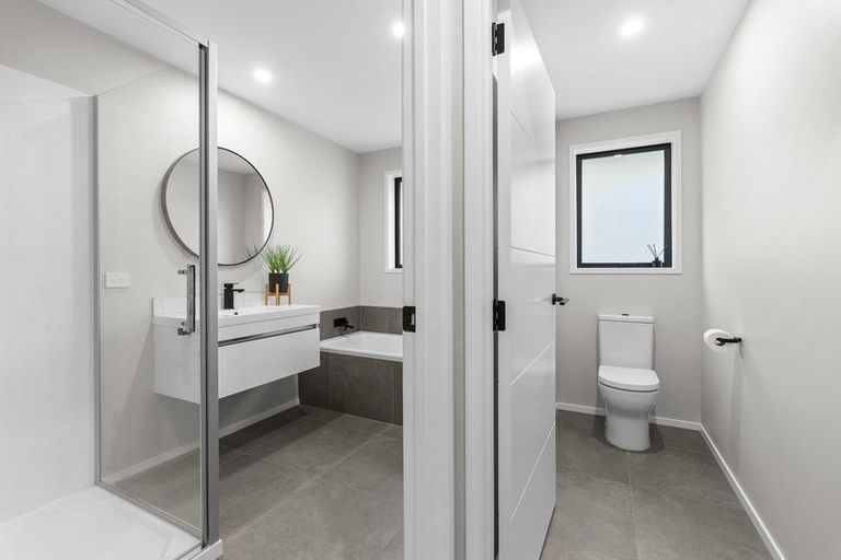 Photo of property in 7 Ruru Lane, Hurworth, New Plymouth, 4310