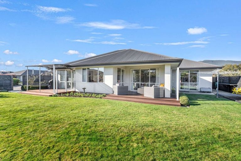 Photo of property in 42 Curtis Street, Stoke, Nelson, 7011