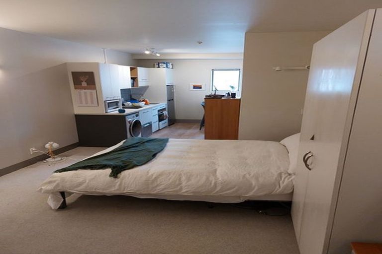 Photo of property in Urbane Apartments, 25/29 Webb Street, Mount Cook, Wellington, 6011
