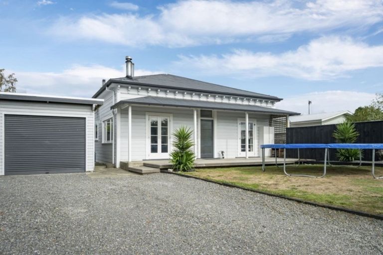 Photo of property in 49a Gladstone Road, Richmond, 7020