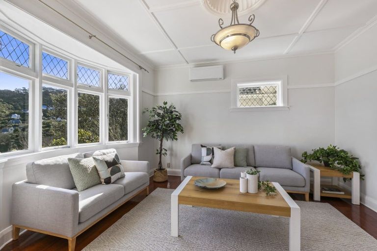 Photo of property in 25 Rangoon Street, Khandallah, Wellington, 6035