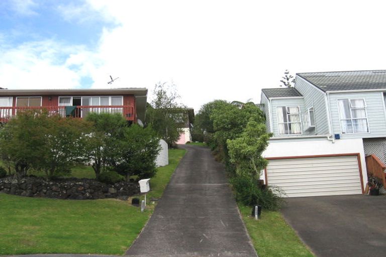 Photo of property in 1/11 Lynngate Place, Hillcrest, Auckland, 0627