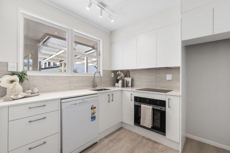 Photo of property in 9a Myres Street, Otumoetai, Tauranga, 3110