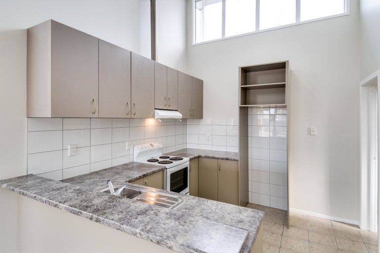 Photo of property in 38-50 Barton Avenue, Marewa, Napier, 4110