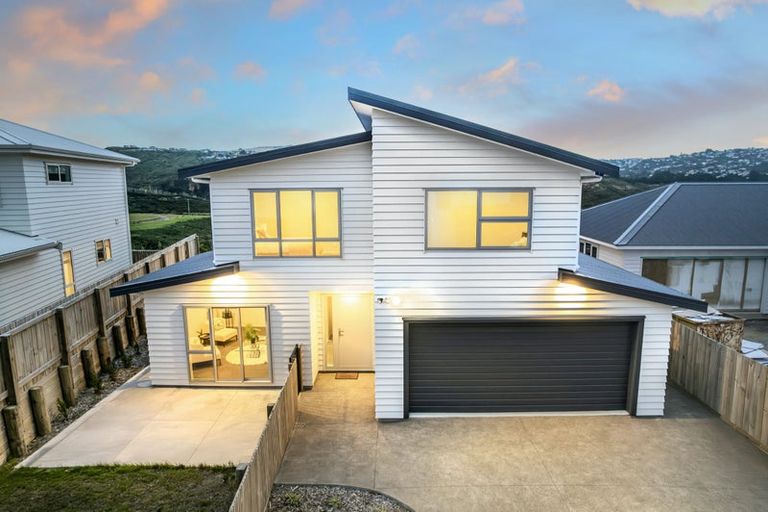 Photo of property in 60 Rochdale Drive, Churton Park, Wellington, 6037