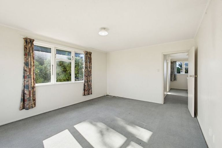 Photo of property in 2/38 Wordsworth Crescent, Maraenui, Napier, 4110