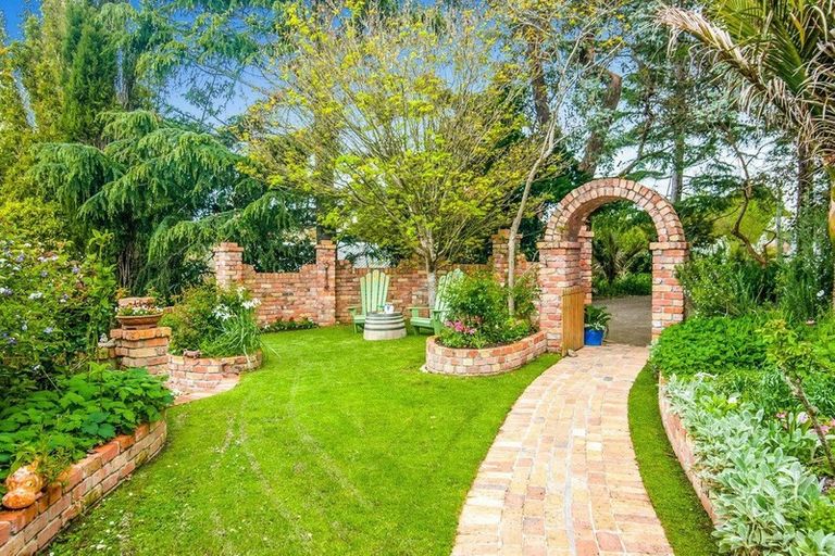 Photo of property in 15a Cockle Place, Stillwater, Silverdale, 0993