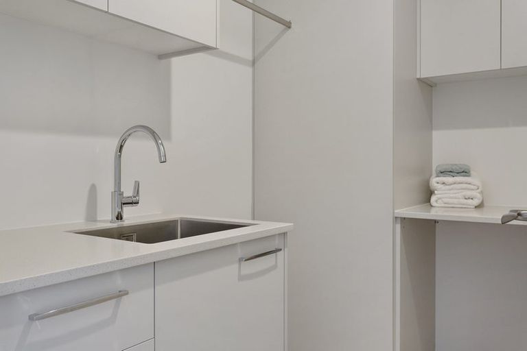 Photo of property in 6 Camellia Lane, Carterton, 5713