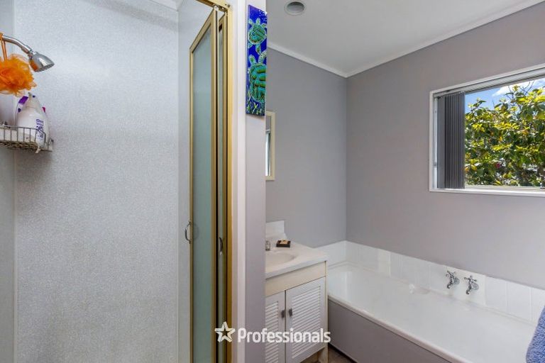 Photo of property in 2 Fenchurch Grove, Stokes Valley, Lower Hutt, 5019