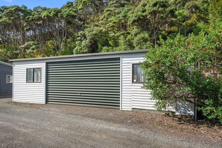 Photo of property in 1355 Old North Road, Helensville, 0875