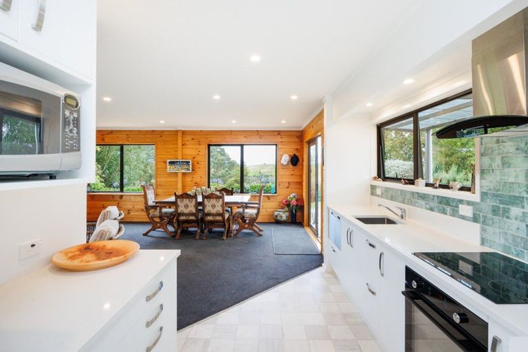 Photo of property in 1141 Makino Road, Halcombe, Feilding, 4777