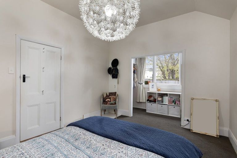 Photo of property in 38 Olliviers Road, Phillipstown, Christchurch, 8011