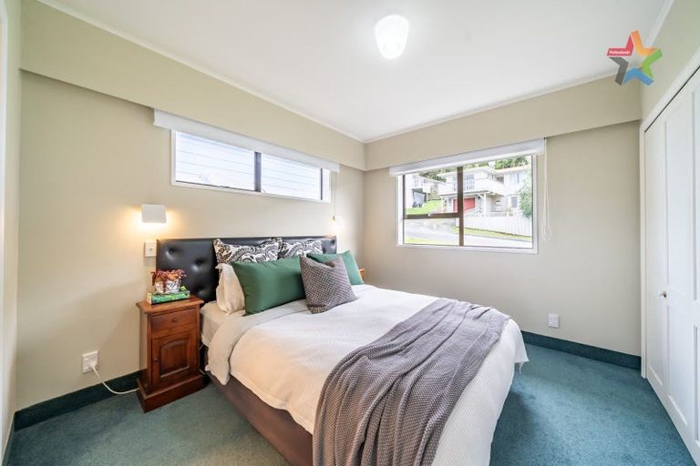 Photo of property in 4 Gainsborough Grove, Belmont, Lower Hutt, 5010