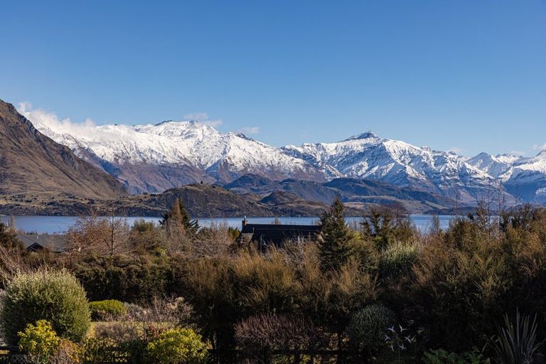 Photo of property in 98 Hunter Crescent, Wanaka, 9305