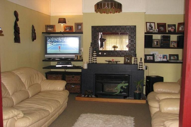 Photo of property in 90 Riverview Road, Huntly, 3700