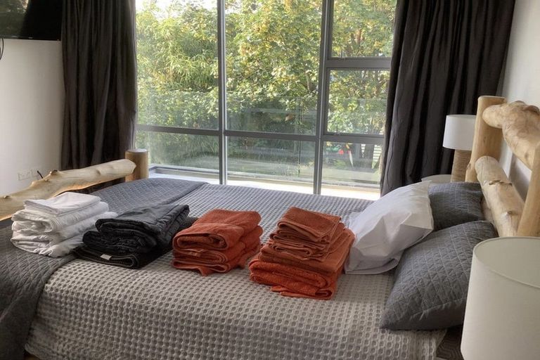 Photo of property in 200a Edgeware Road, Edgeware, Christchurch, 8013