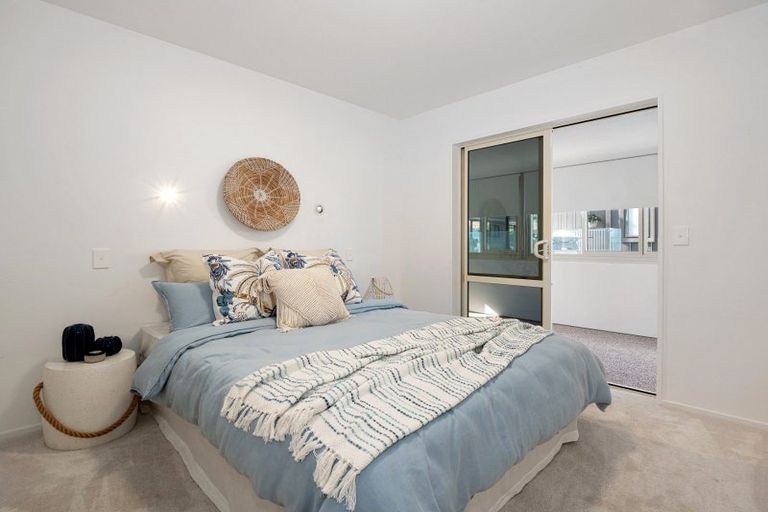 Photo of property in 28 The Mall, Mount Maunganui, 3116