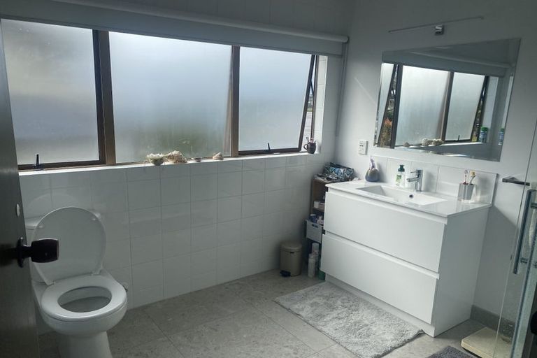 Photo of property in 63a/1 Norwood Road, Bayswater, Auckland, 0622