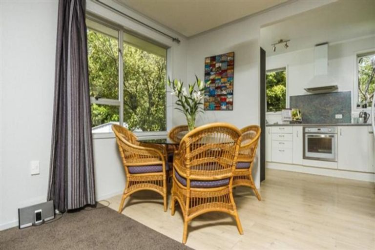 Photo of property in 26 Freya Place, Torbay, Auckland, 0630