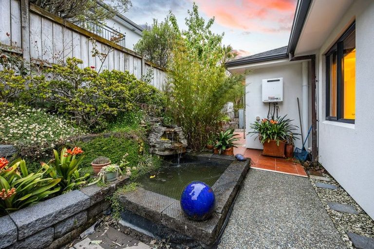Photo of property in 24 Oakway Drive, Schnapper Rock, Auckland, 0632