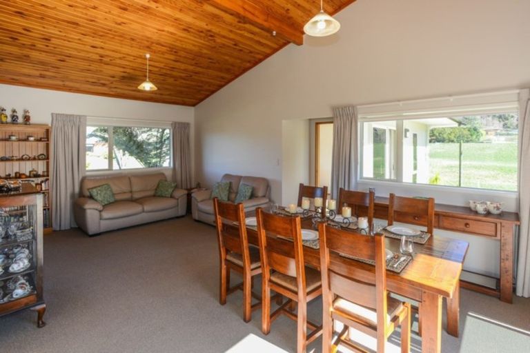 Photo of property in 10 Churchill Drive, Taradale, Napier, 4112