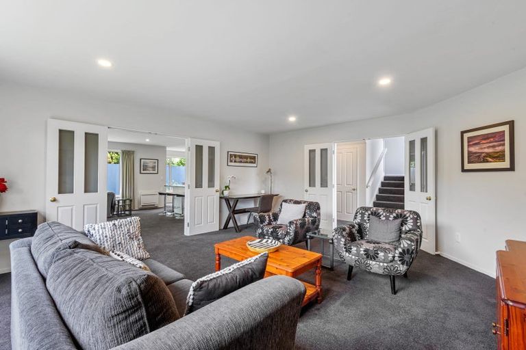 Photo of property in 12 Beatrice Place, Avonhead, Christchurch, 8042