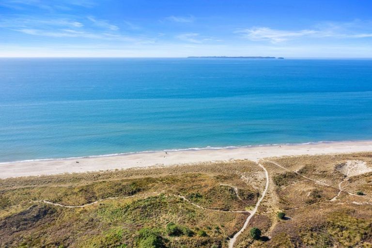 Photo of property in 35 Montego Drive, Papamoa Beach, Papamoa, 3118