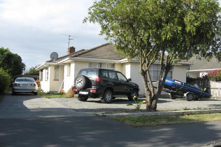 Photo of property in 61 Acacia Avenue, Upper Riccarton, Christchurch, 8041