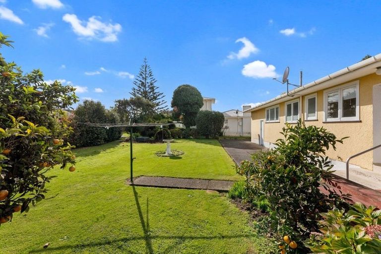 Photo of property in 80 Birmingham Street, Takaro, Palmerston North, 4412