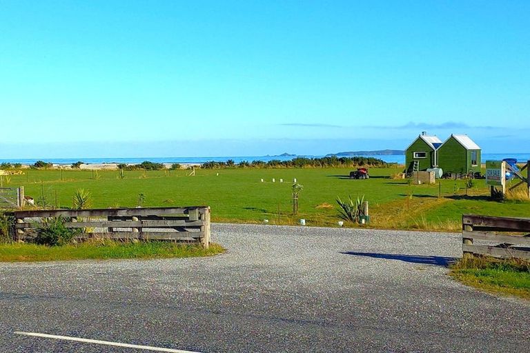 Photo of property in 25 Fox Moth Drive, Haast, 7886