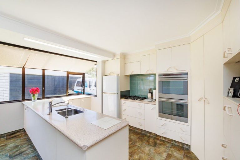 Photo of property in 29 Herbert Avenue, Cloverlea, Palmerston North, 4412