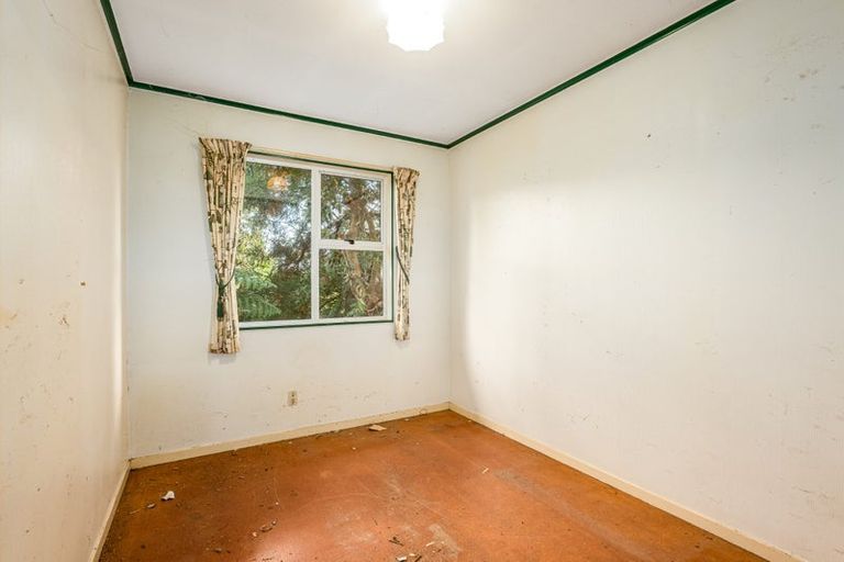 Photo of property in 214a Waddington Drive, Naenae, Lower Hutt, 5011