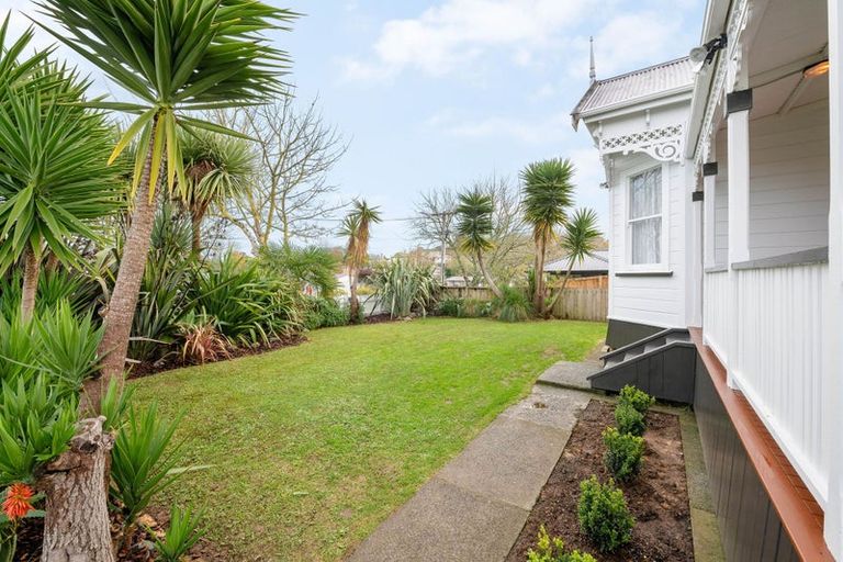 Photo of property in 6 Johnson Street, Dinsdale, Hamilton, 3204