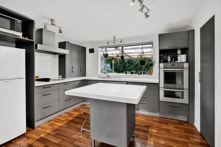 Photo of property in 2 Wood Street, Kakaramea, Patea, 4598
