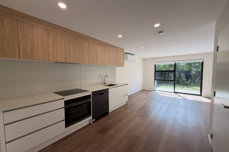Photo of property in 77 Selo Street, Glen Eden, Auckland, 0602