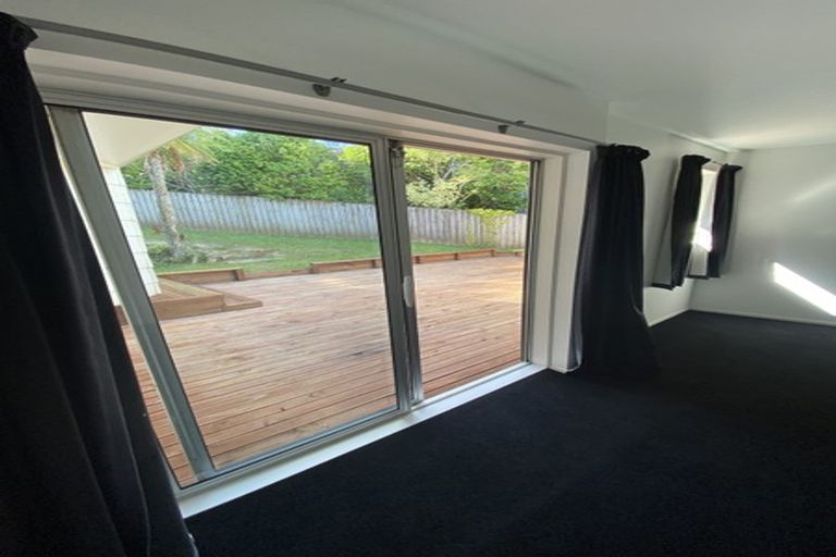 Photo of property in 27 Gerontius Glade, Torbay, Auckland, 0630
