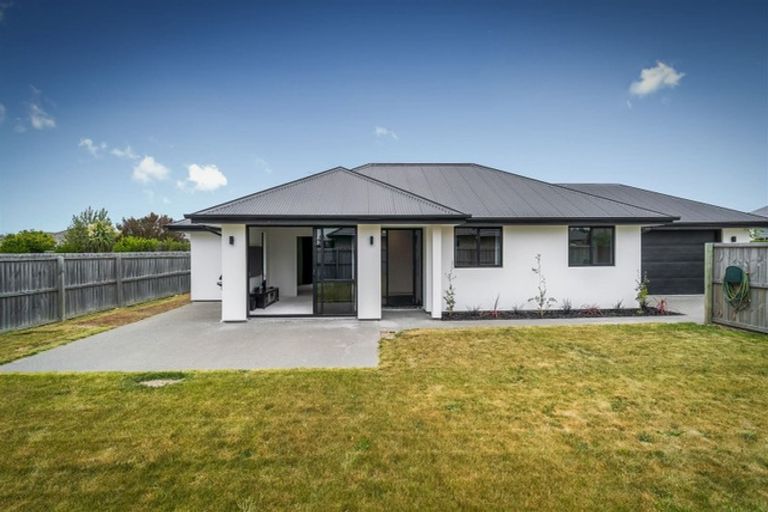 Photo of property in 6 Marble Court, Rolleston, 7614