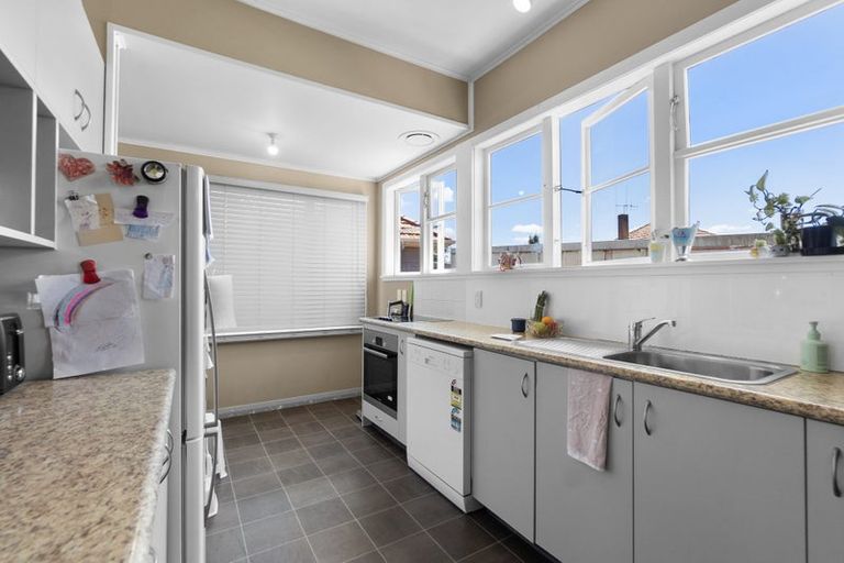 Photo of property in 67 Jellicoe Drive, Hamilton East, Hamilton, 3216