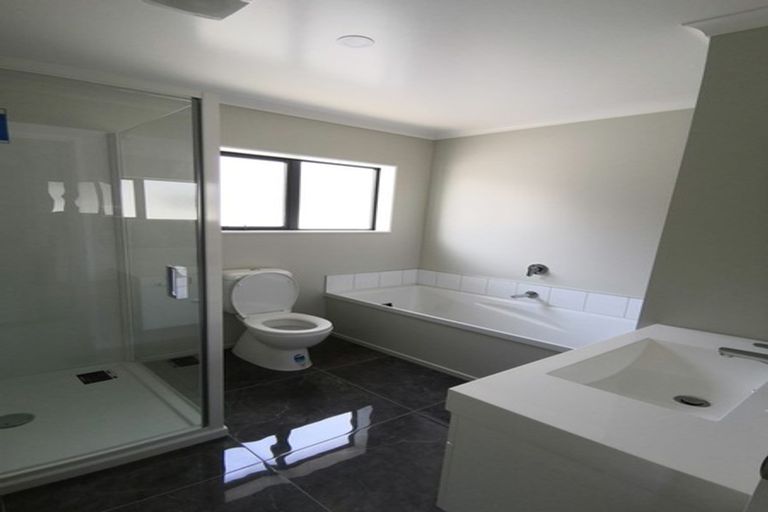 Photo of property in 69 Melksham Drive, Churton Park, Wellington, 6037