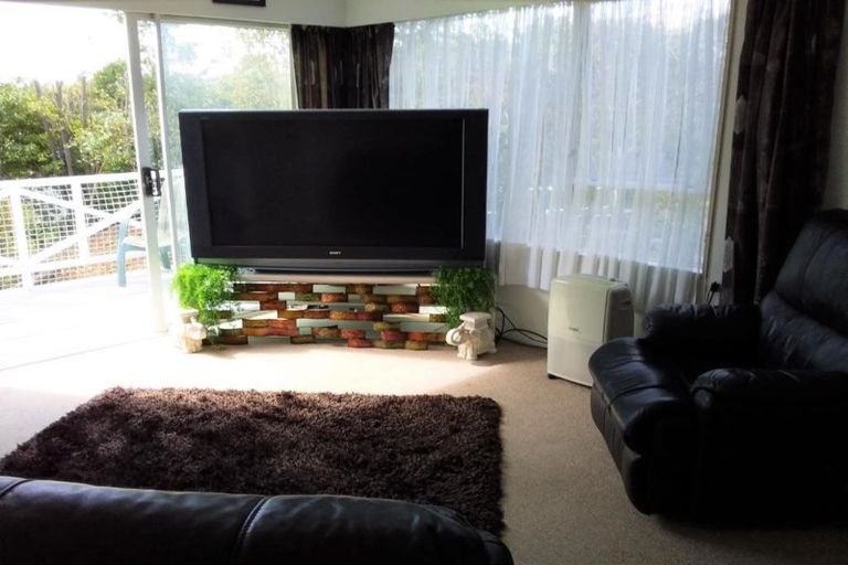 Photo of property in 4/1 Kahika Road, Birkdale, Auckland, 0626