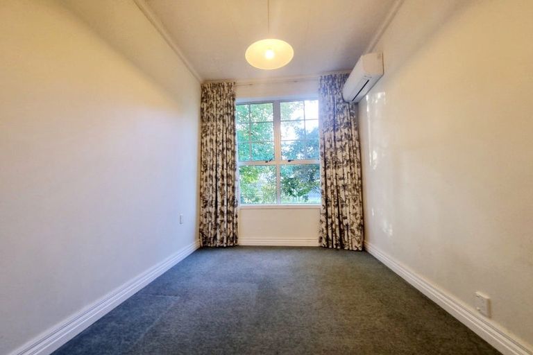 Photo of property in 126 Saint Kilda Road, Cambridge, 3493