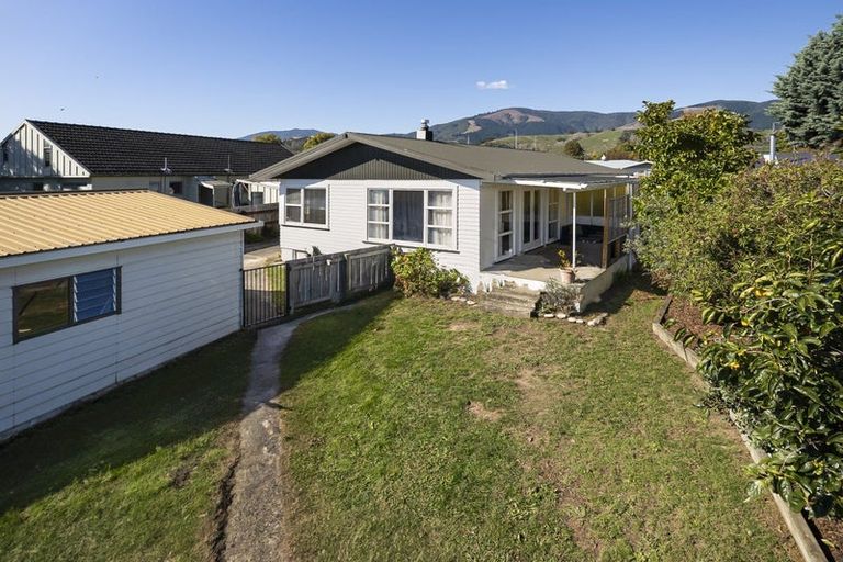 Photo of property in 20 Kipling Crescent, Stoke, Nelson, 7011