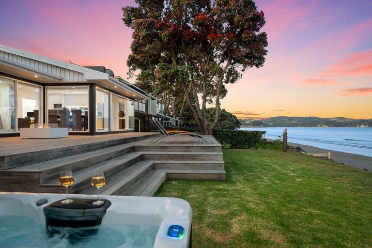 Photo of property in 305 Hibiscus Coast Highway, Orewa, 0931