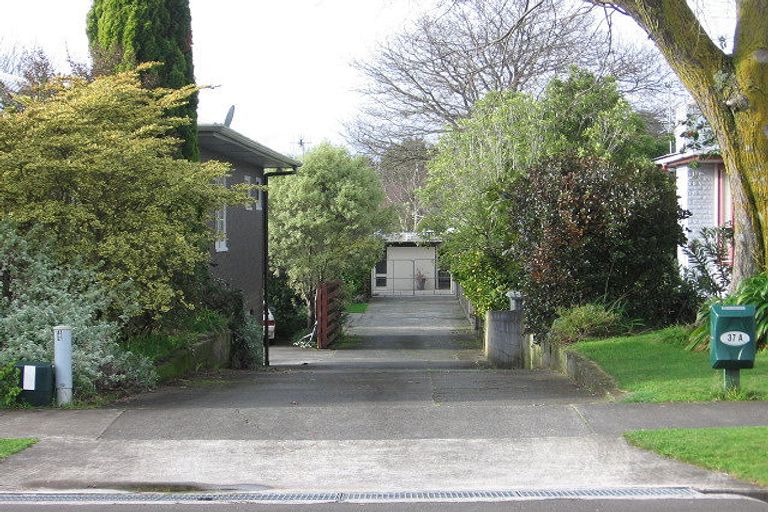 Photo of property in 37a Lincoln Terrace, Hokowhitu, Palmerston North, 4410